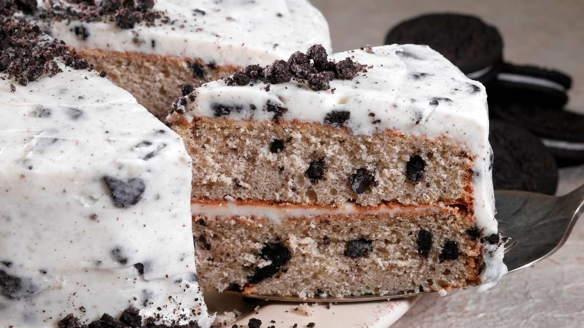 Oreogasm Cake Delish Recipe: How To Make The Best Oreo Cake Ever?!