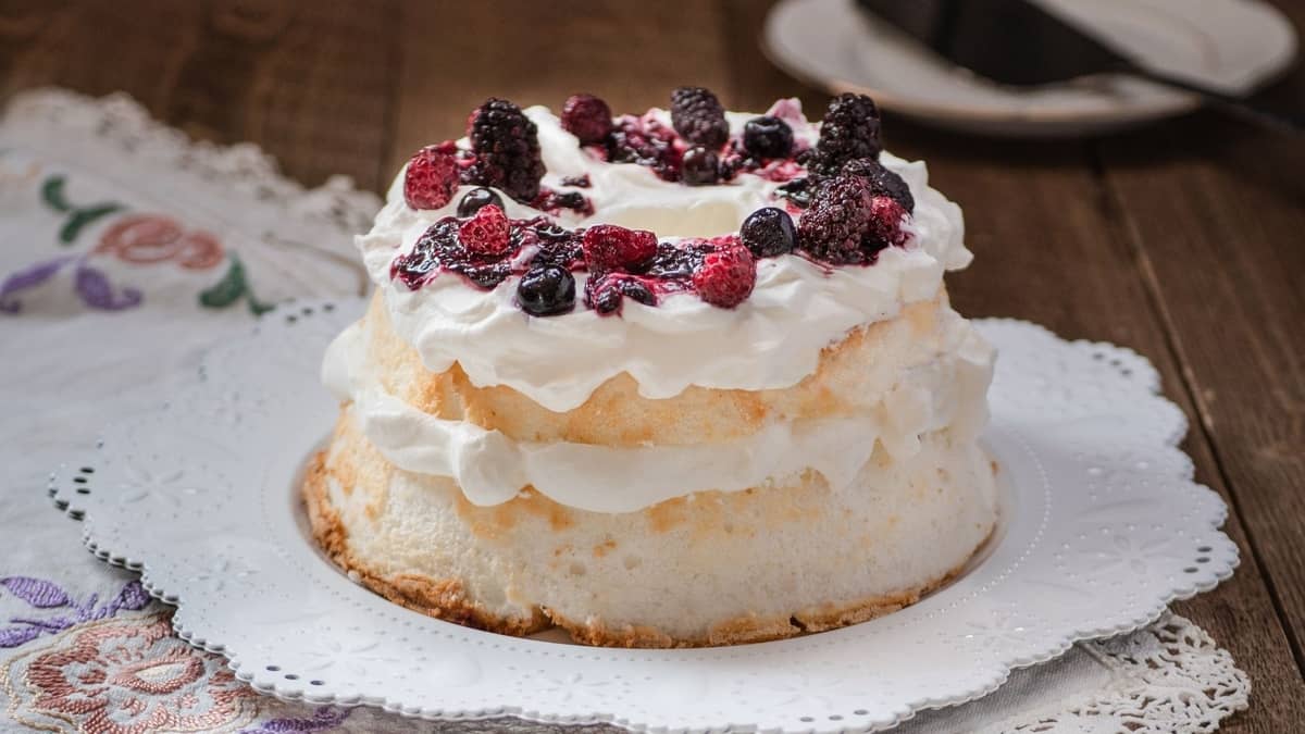 Torn Angel Food Cake Recipe: How To Make It?